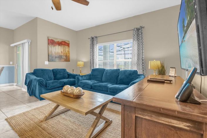 Image No.7-4 Bed Townhouse for sale