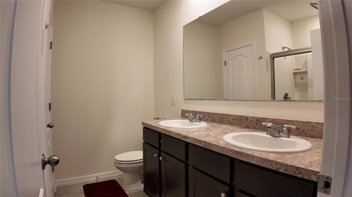 Image No.15-3 Bed Townhouse for sale