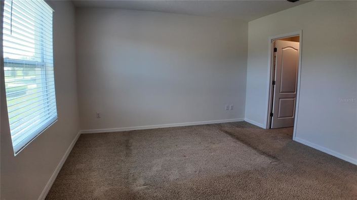 Image No.17-3 Bed Townhouse for sale