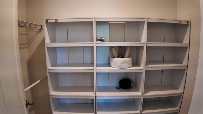 Image No.18-3 Bed Townhouse for sale