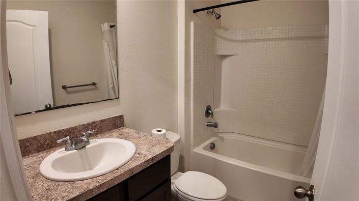 Image No.26-3 Bed Townhouse for sale