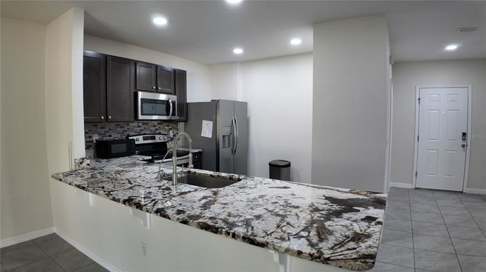 Image No.5-3 Bed Townhouse for sale