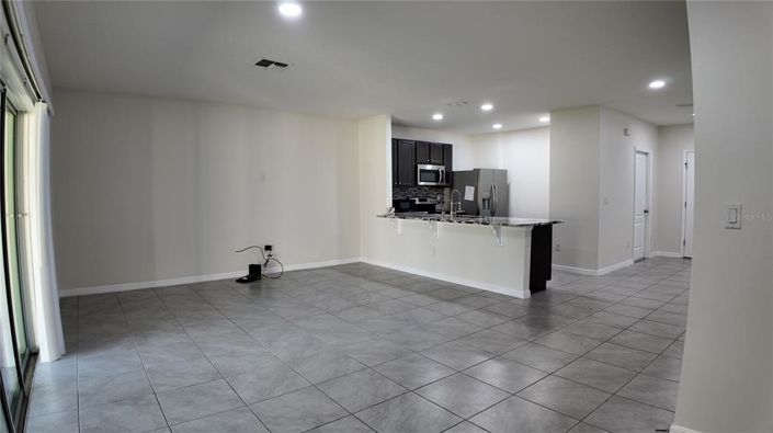 Image No.8-3 Bed Townhouse for sale