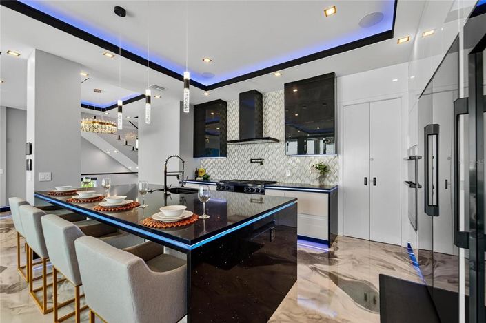 Image No.15-Propriété de 5 chambres à vendre à Treasure Island