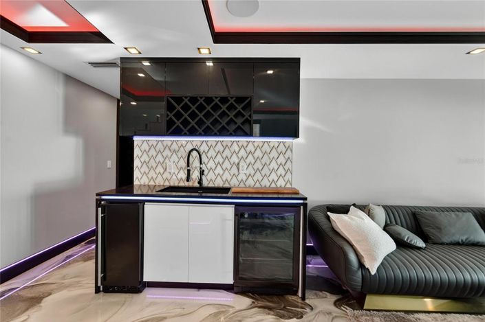 Image No.37-Propriété de 5 chambres à vendre à Treasure Island