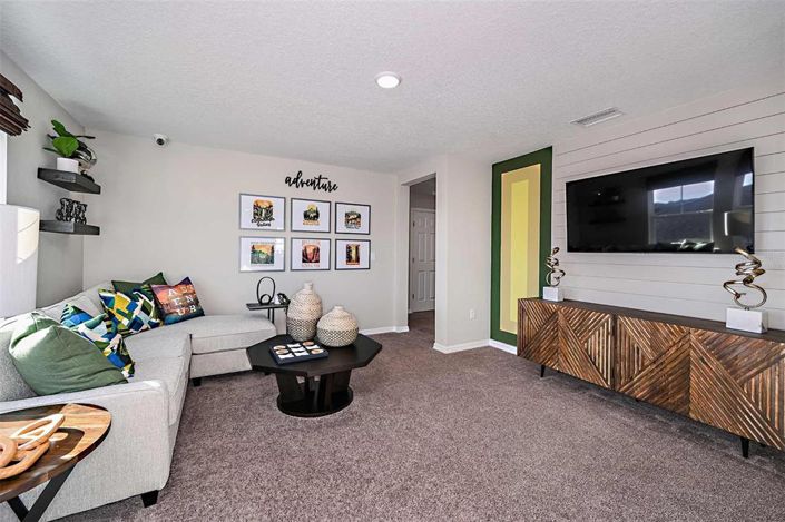 Image No.16-5 Bed Property for sale