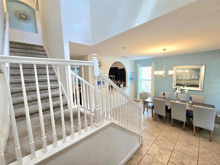 Image No.26-5 Bed Property for sale