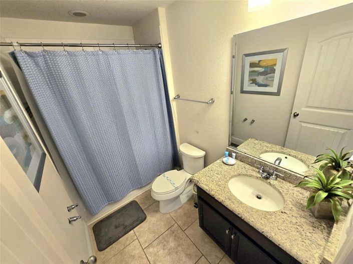 Image No.38-5 Bed Property for sale