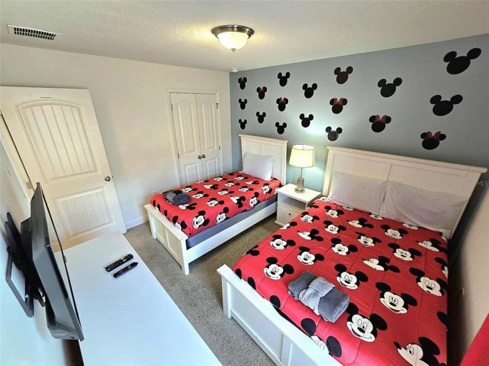 Image No.43-5 Bed Property for sale