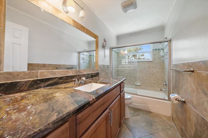 Image No.21-Propriété de 4 chambres à vendre à Sarasota