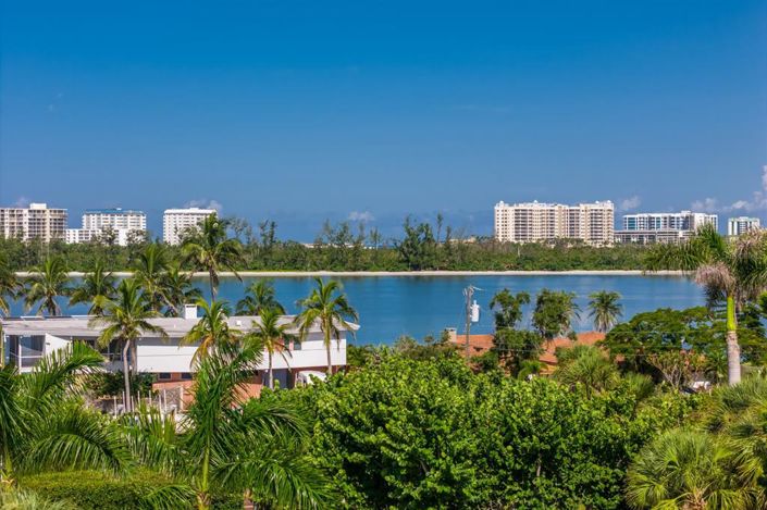 Image No.15-3 Bed Property for sale