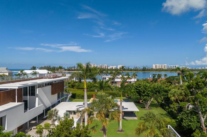 Image No.19-3 Bed Property for sale