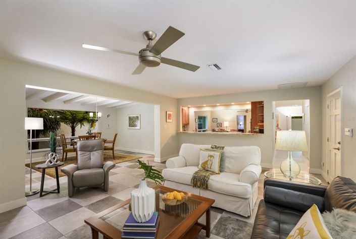 Image No.36-3 Bed Property for sale