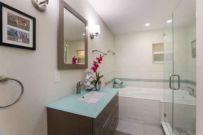 Image No.56-3 Bed Property for sale