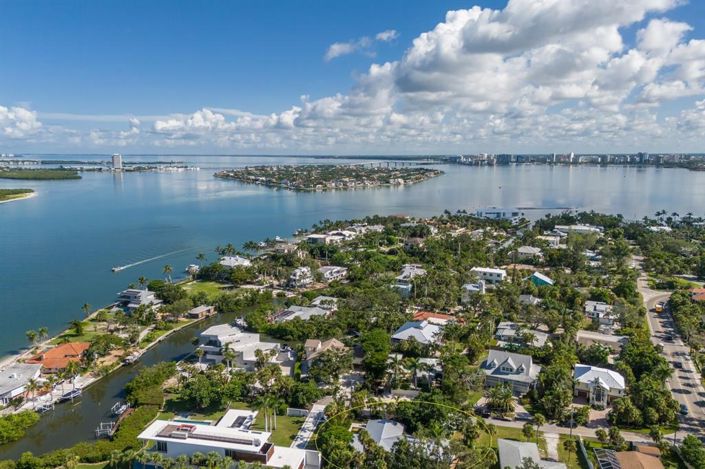 Image No.7-3 Bed Property for sale