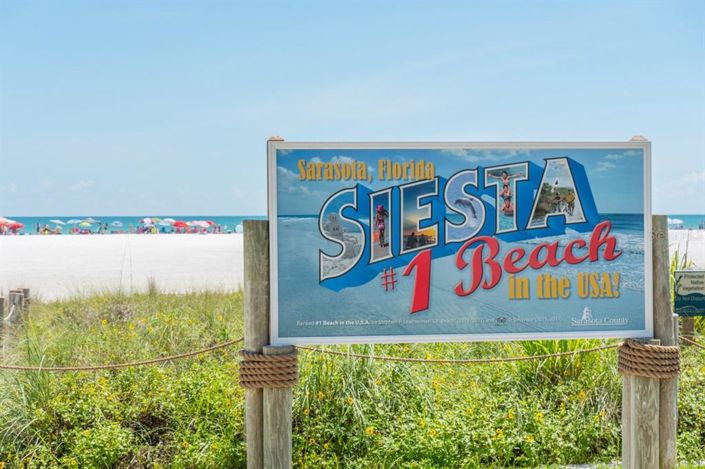 Image No.82-3 Bed Property for sale