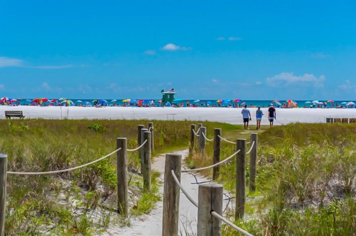 Image No.84-3 Bed Property for sale