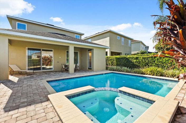 Image No.2-Propriété de 6 chambres à vendre à Kissimmee