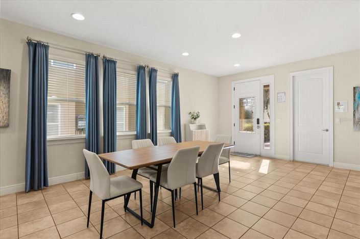 Image No.6-Propriété de 6 chambres à vendre à Kissimmee