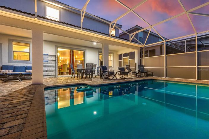 Image No.63-8 Bed Property for sale