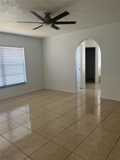 Image No.13-4 Bed Property for sale