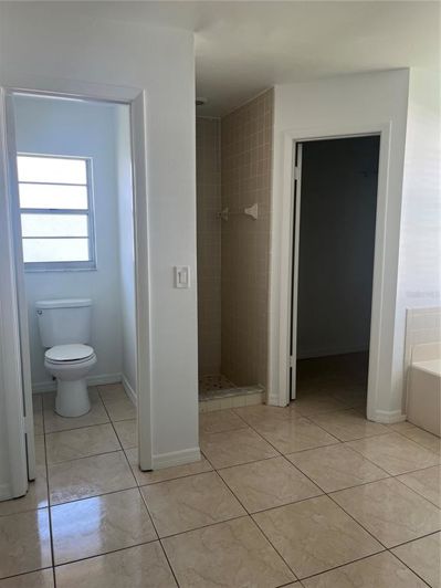 Image No.16-4 Bed Property for sale