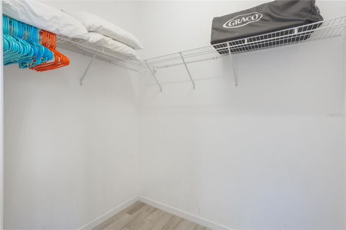 Image No.30-4 Bed Property for sale