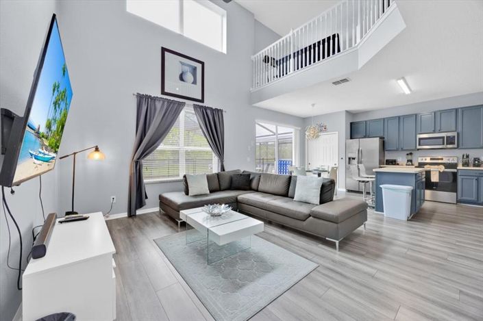 Image No.11-6 Bed Property for sale