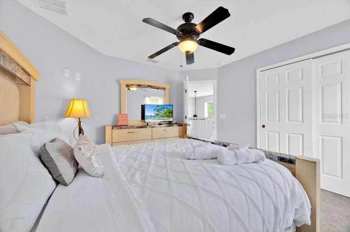 Image No.33-6 Bed Property for sale