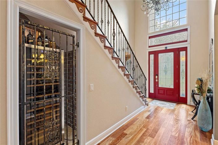 Image No.14-5 Bed Property for sale