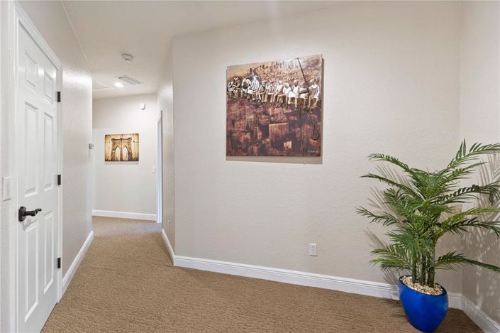 Image No.46-5 Bed Property for sale