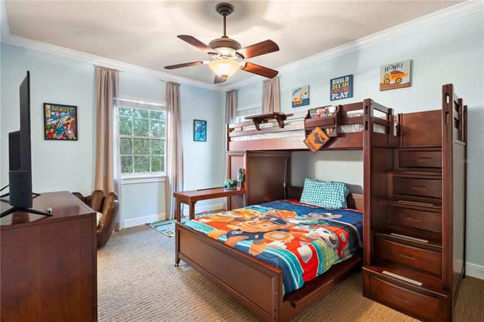 Image No.47-5 Bed Property for sale