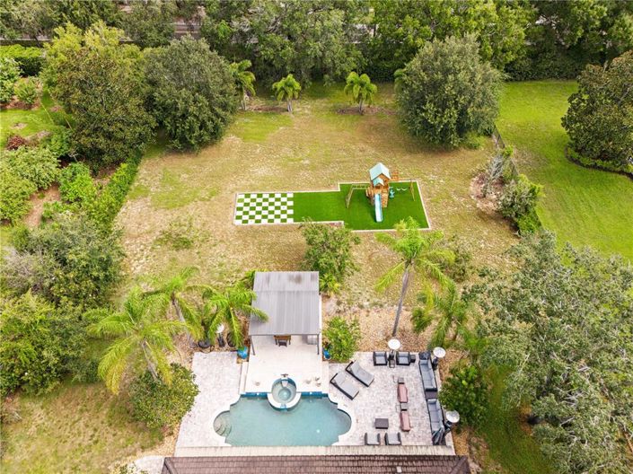 Image No.78-5 Bed Property for sale