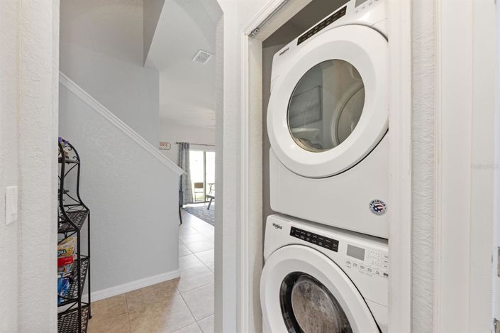 Image No.12-4 Bed Townhouse for sale