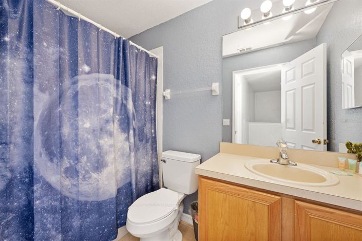 Image No.14-4 Bed Townhouse for sale