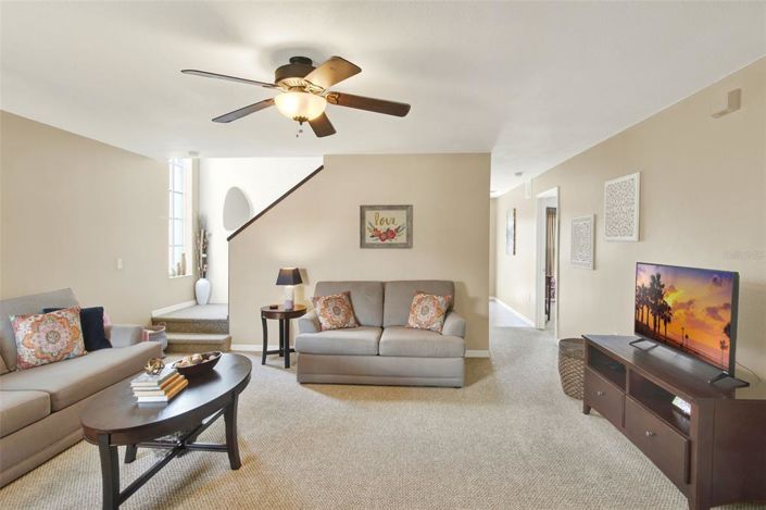 Image No.2-4 Bed Property for sale