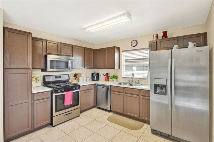 Image No.7-4 Bed Property for sale