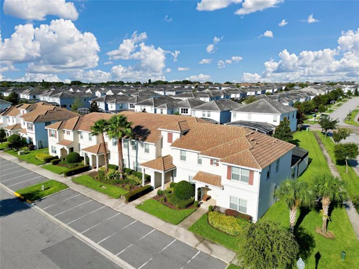 Image No.1-4 Bed Townhouse for sale