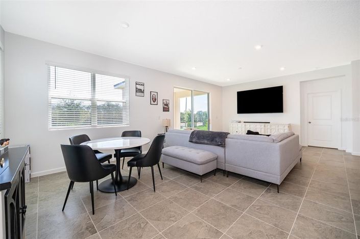 Image No.14-3 Bed Property for sale