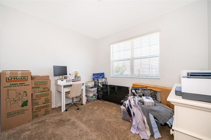 Image No.22-3 Bed Property for sale