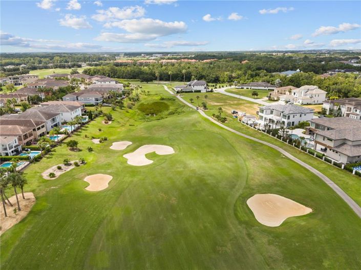 Image No.100-11 Bed Property for sale