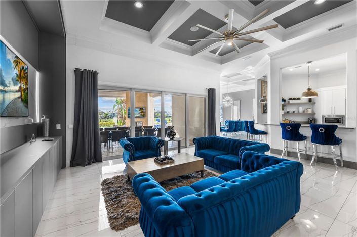 Image No.18-11 Bed Property for sale