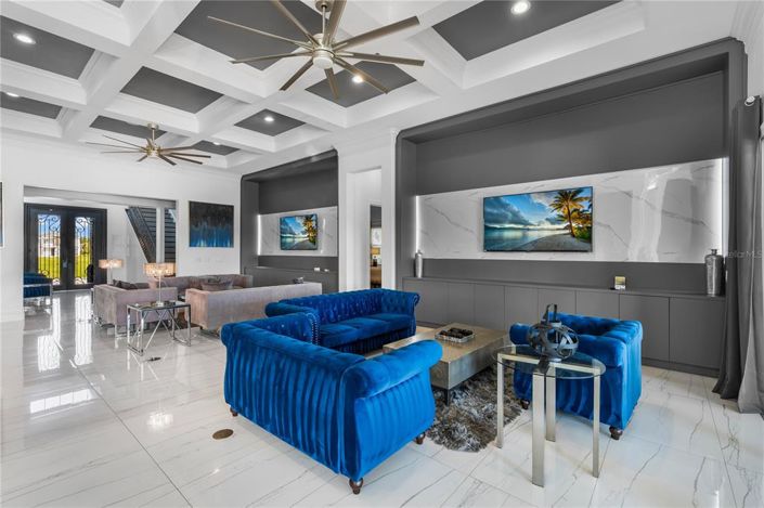 Image No.19-11 Bed Property for sale