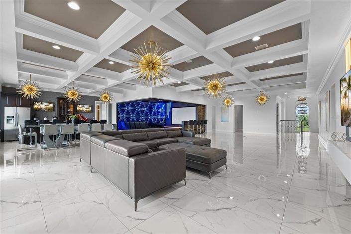 Image No.29-11 Bed Property for sale