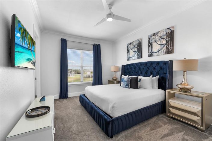 Image No.70-11 Bed Property for sale