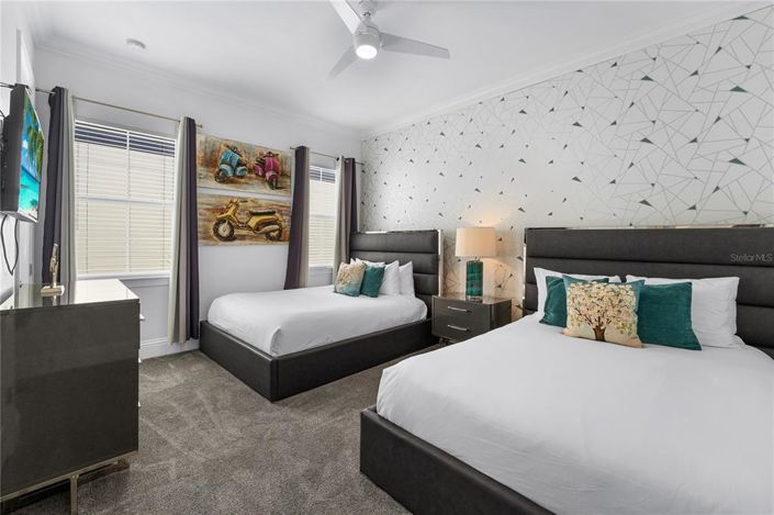 Image No.78-11 Bed Property for sale