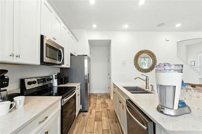 Image No.13-3 Bed Property for sale