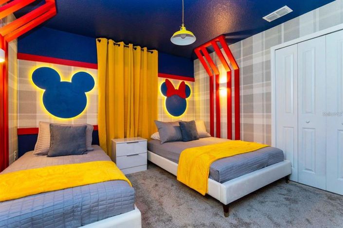 Image No.6-5 Bed Townhouse for sale