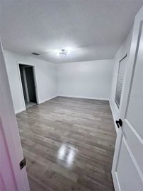 3854745b