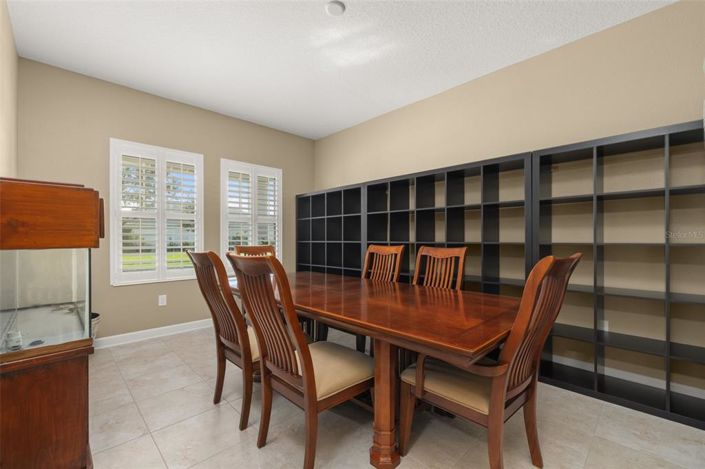 Image No.11-3 Bed Property for sale